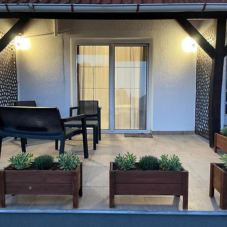 Lux Apartman Buek Exteriör bild