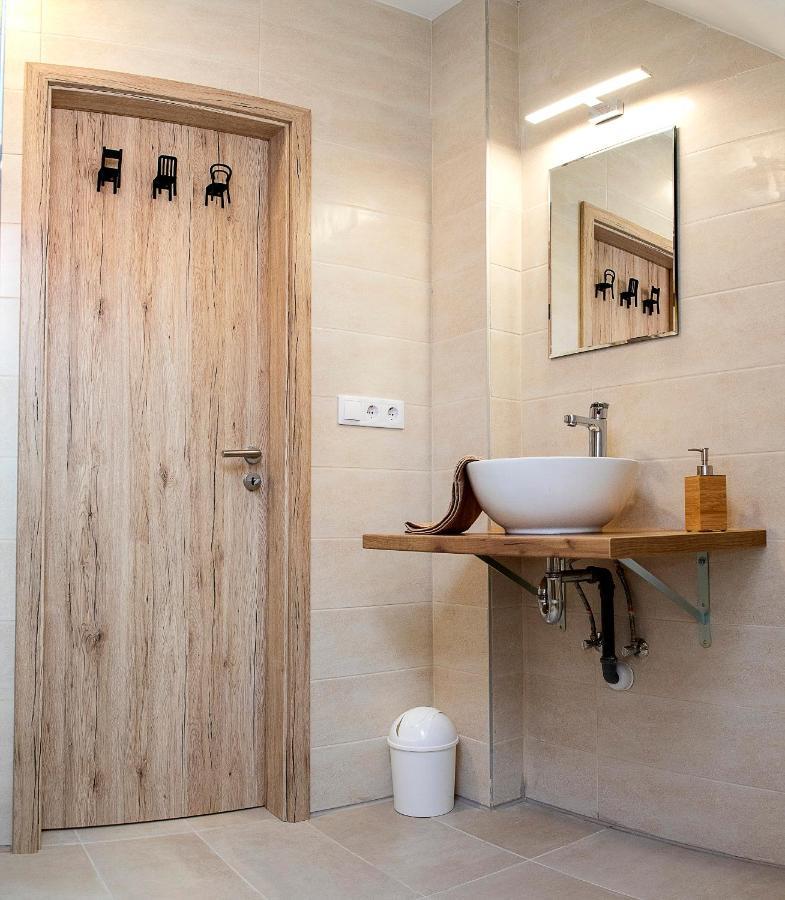 Lux Apartman Buek Exteriör bild
