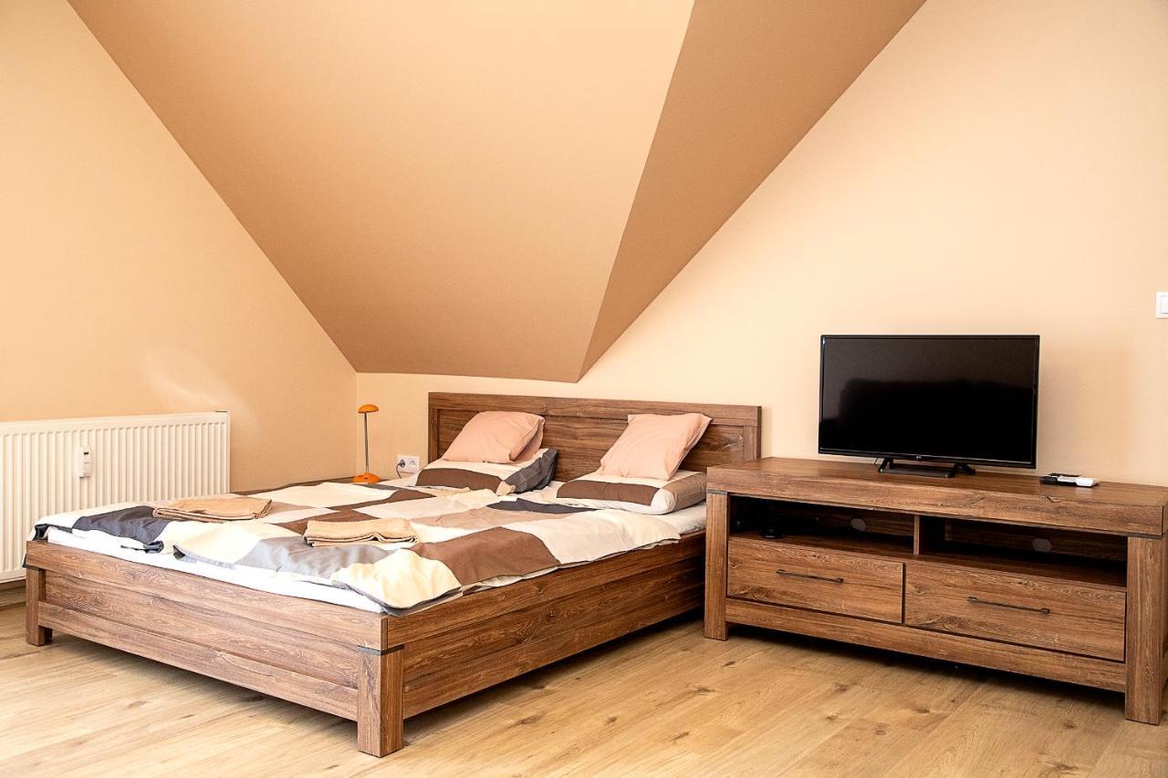Lux Apartman Buek Exteriör bild