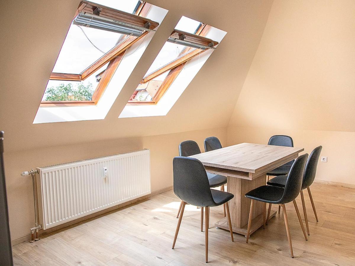 Lux Apartman Buek Exteriör bild