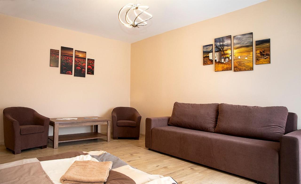 Lux Apartman Buek Exteriör bild