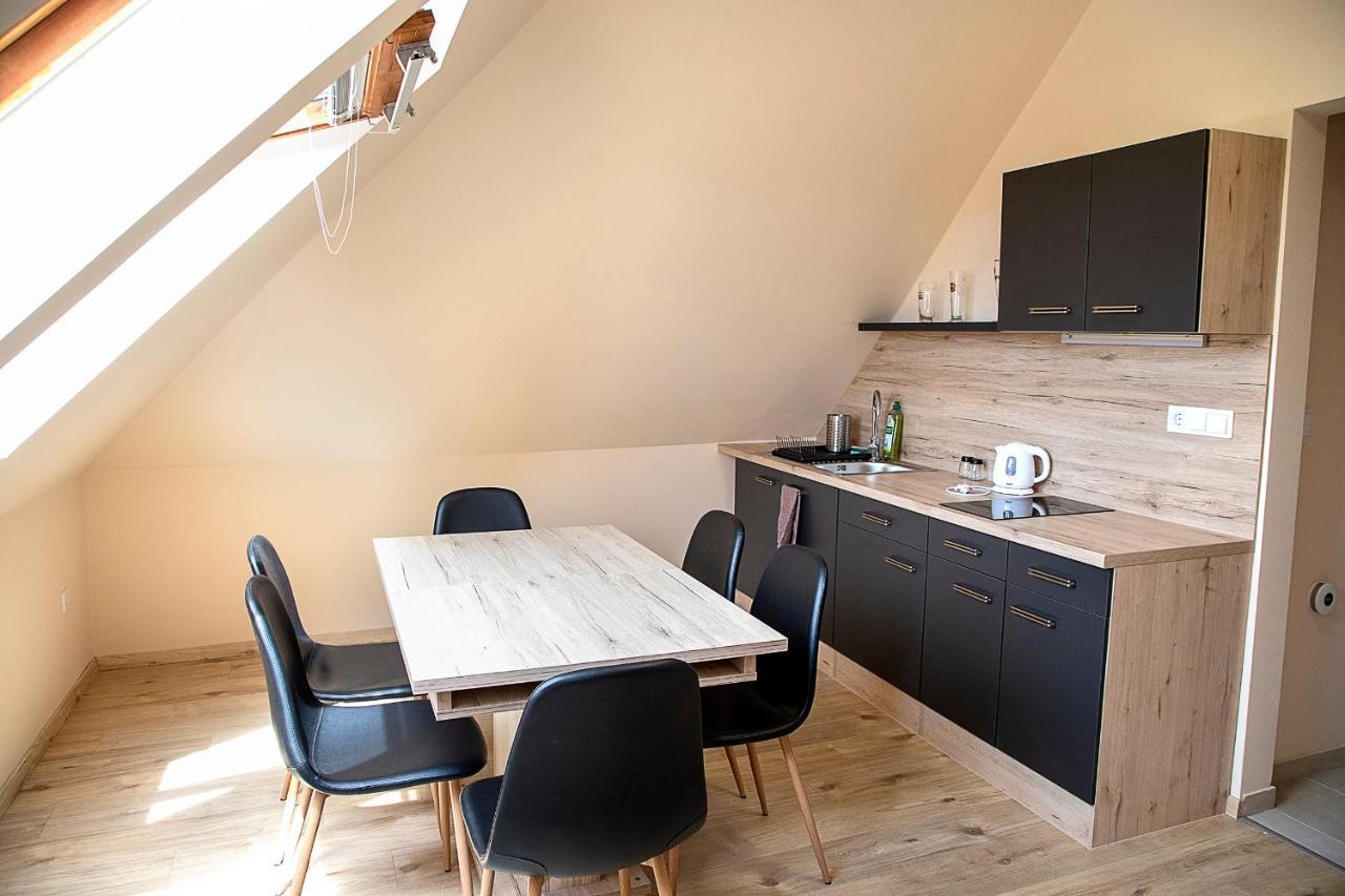 Lux Apartman Buek Exteriör bild