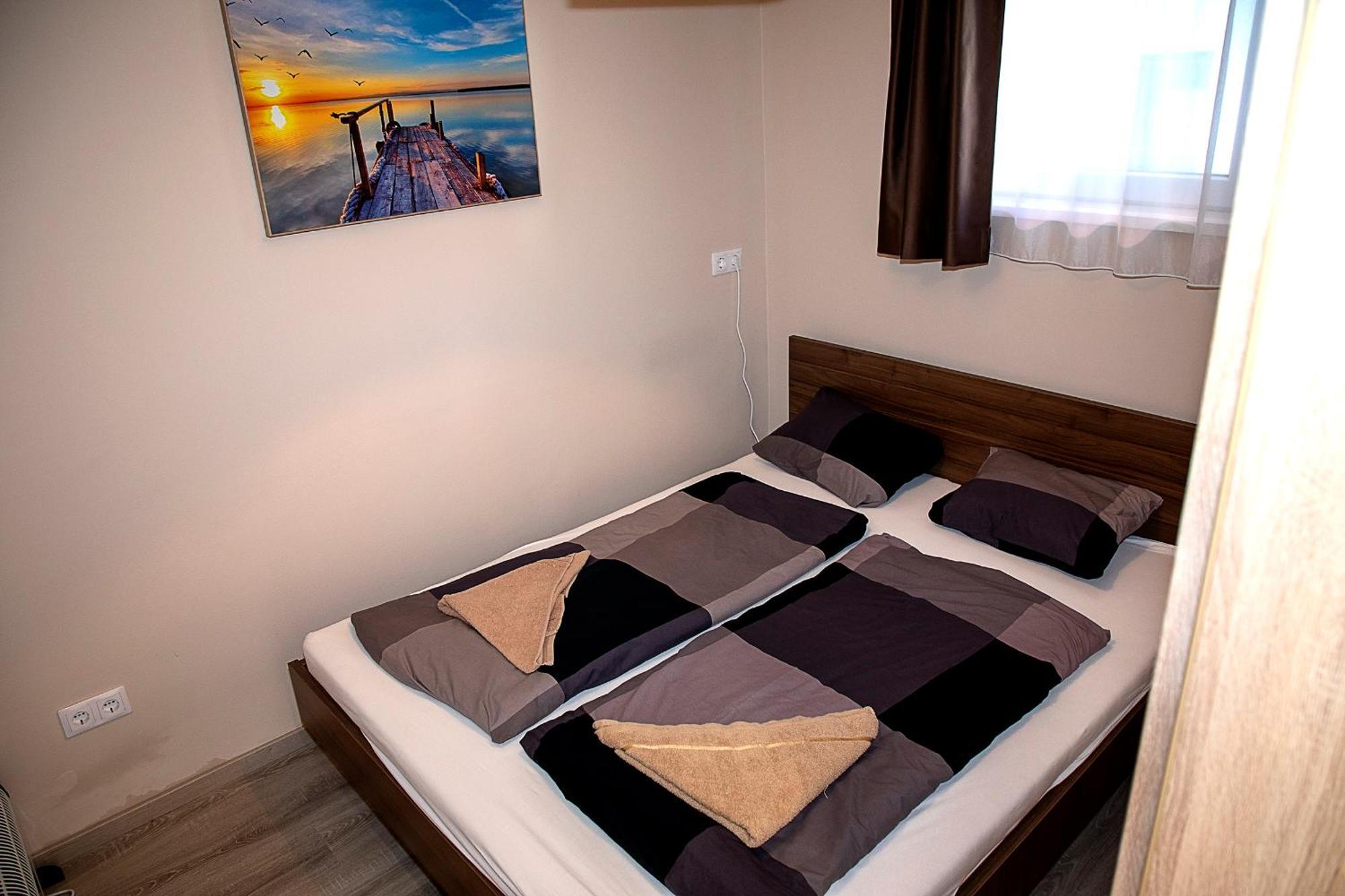 Lux Apartman Buek Exteriör bild