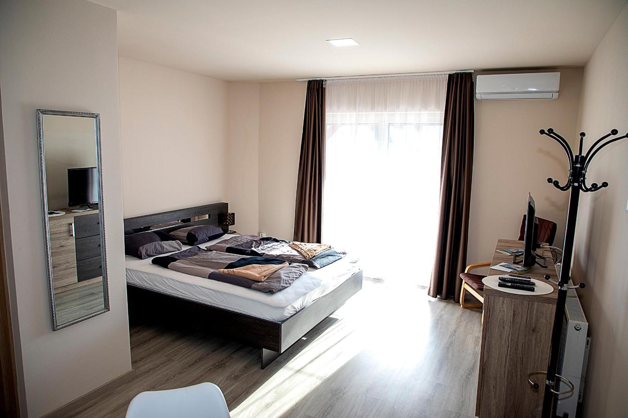 Lux Apartman Buek Exteriör bild
