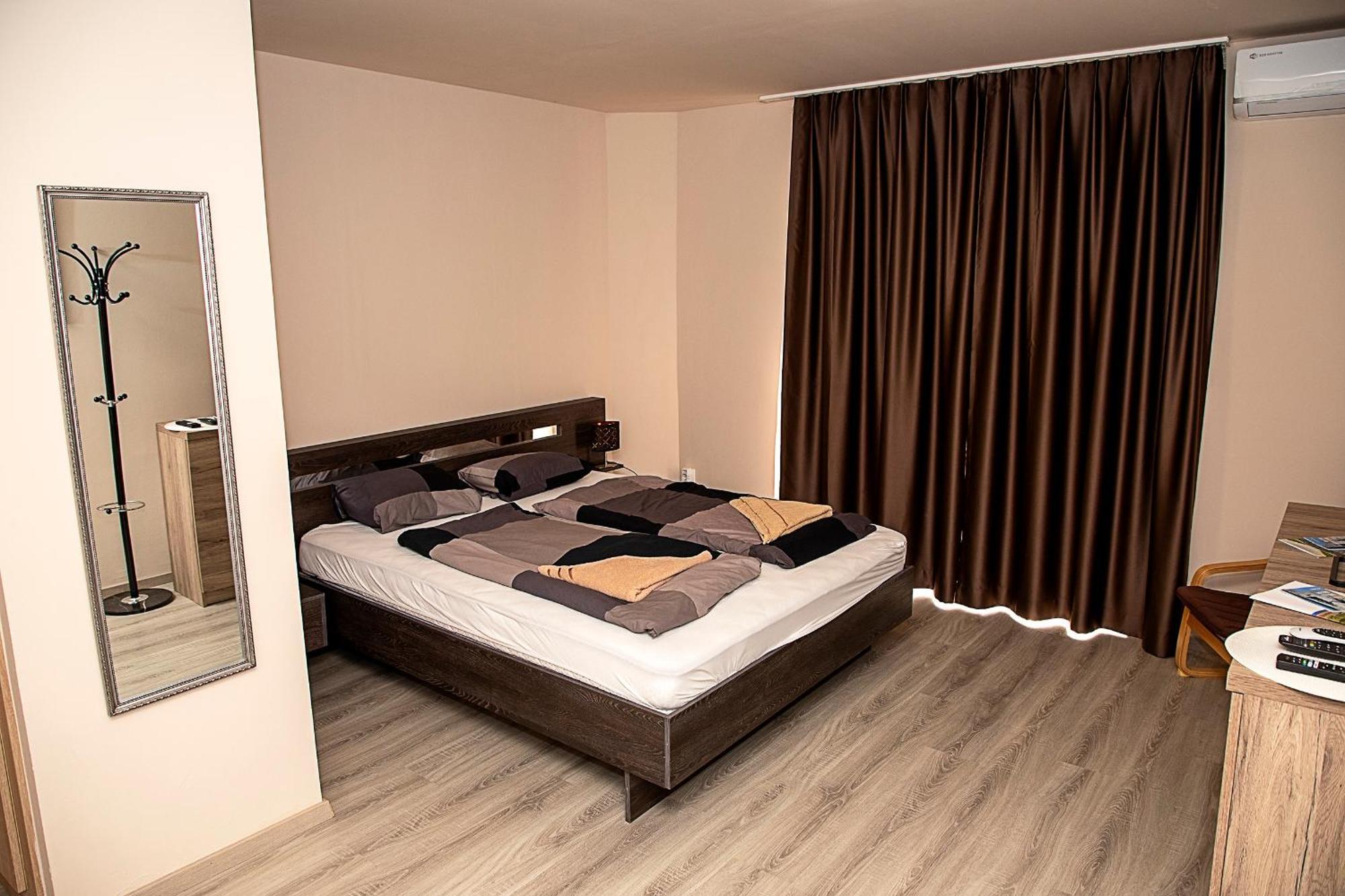 Lux Apartman Buek Exteriör bild