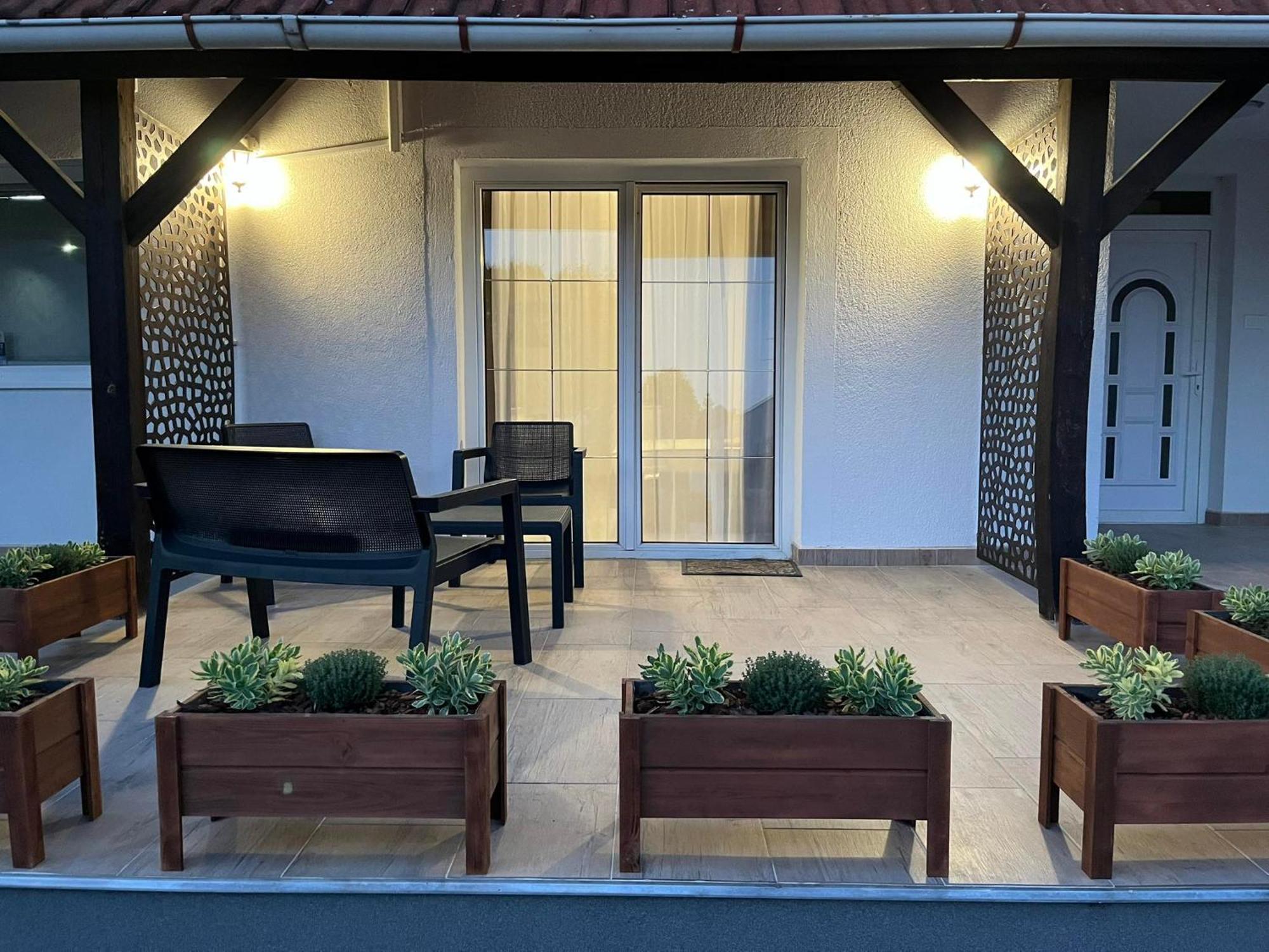 Lux Apartman Buek Exteriör bild