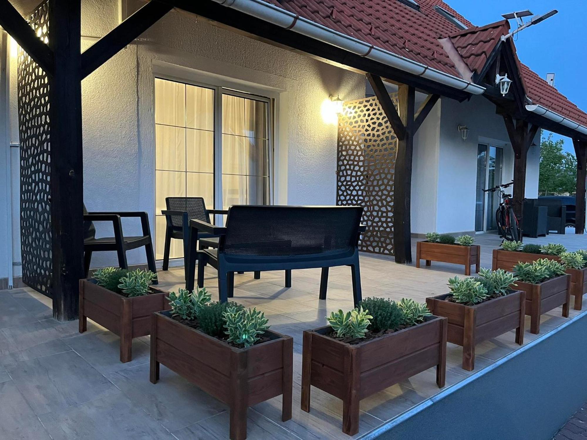 Lux Apartman Buek Exteriör bild